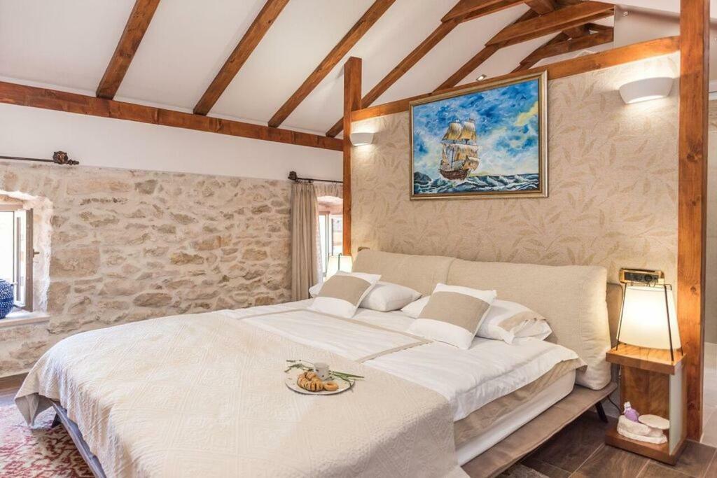 Villa Hirundo Rustica Skradin Exterior photo